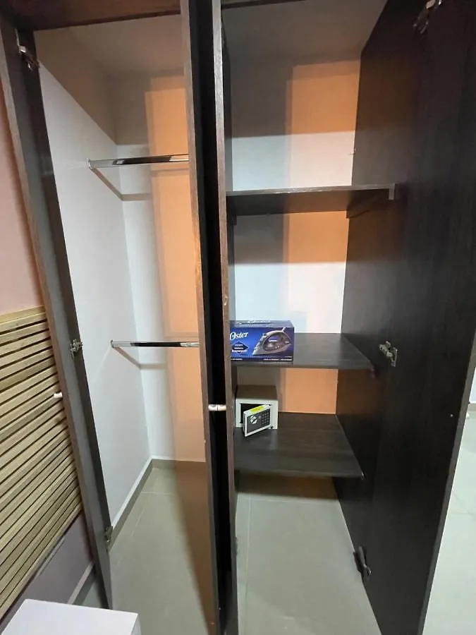 Apartment Ferienwohnung Lujoso Apartaestudio Completo 601 Medellin, Con Balcon Y Hermosa Vista A La Ciudad Kolumbien