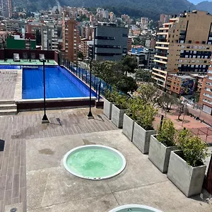 https://loft-apartaestudio-chapinero-con-piscina-110231.hotels-bogota.net