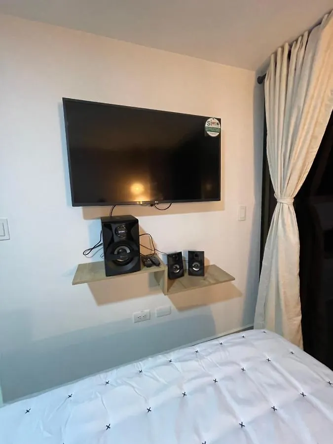 Lujoso Apartaestudio Completo 601 Medellin, Con Balcon Y Hermosa Vista A La Ciudad Apartamento