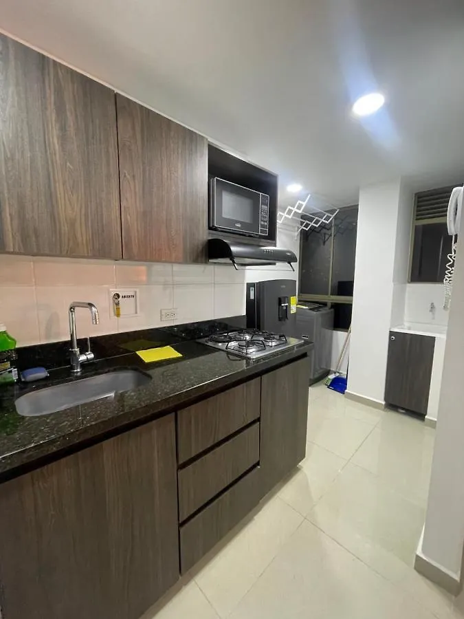 Lujoso Apartaestudio Completo 601 Medellin, Con Balcon Y Hermosa Vista A La Ciudad Apartamento